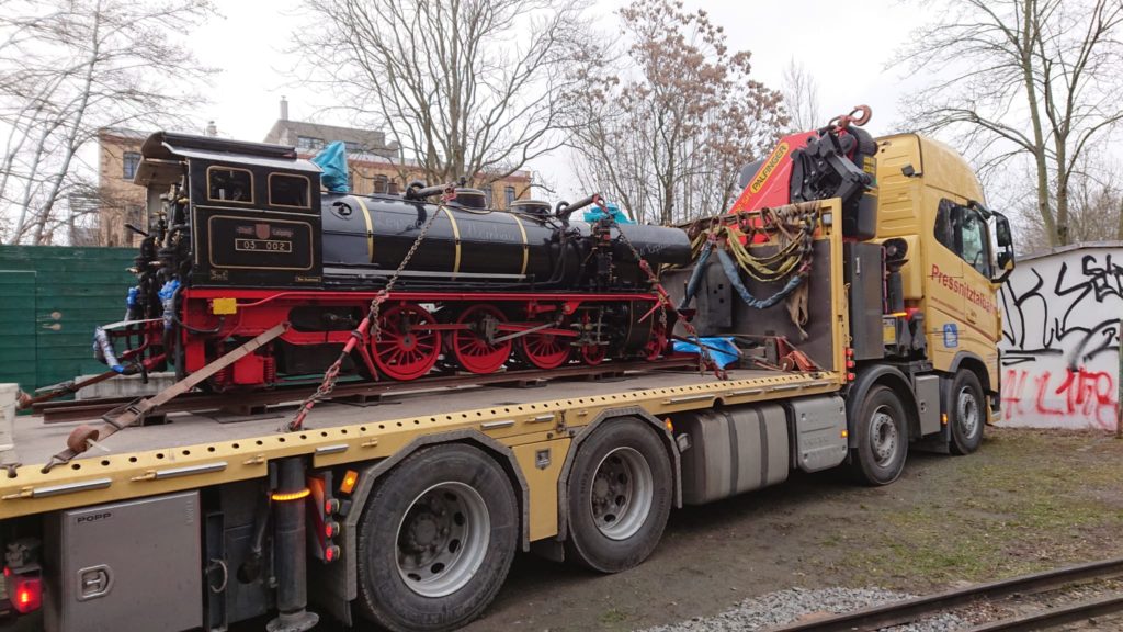 dampflok-auf-reise-04